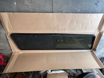 ARE truck cap window