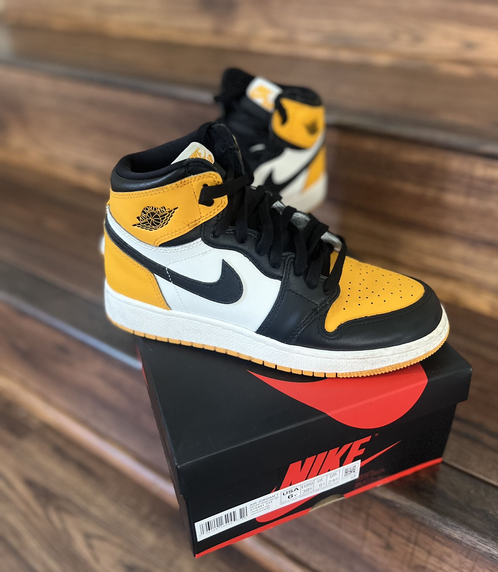 AIR JORDAN 1 retro High OG GS Size 6