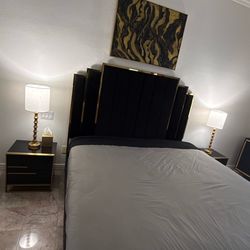 Black Velvet Gold Trim King size Bed, 2 Nightstands, 2 Lamps, dresser with 6 drawers