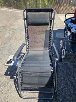 ULINE GRAVITY CHAIR