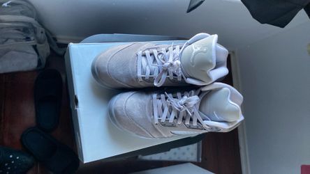 Jordan 5 wolf greys