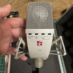 SE T2 - Titanium LDC Studio Microphone