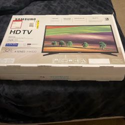 Open Box Samsung 32inch TV