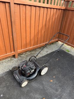 Murray Gas Lawn Mower – Briggs & Stratton 140cc