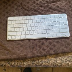Magic Keyboard 