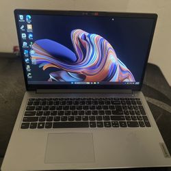 Lenovo Laptop IdeaPad 15IAU7 15.6 Full HD 256GB SSD