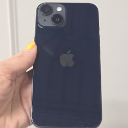 Iphone 13 Unlocked 128GB. Price Is Firm. Desbloqueado. El Precio Es Firme...