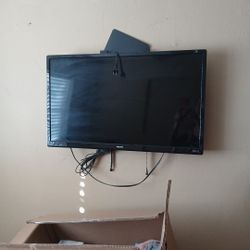 31" Phillips Roku TV