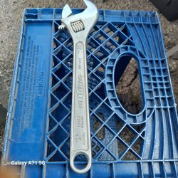 Diamond Ajustable Wrench 