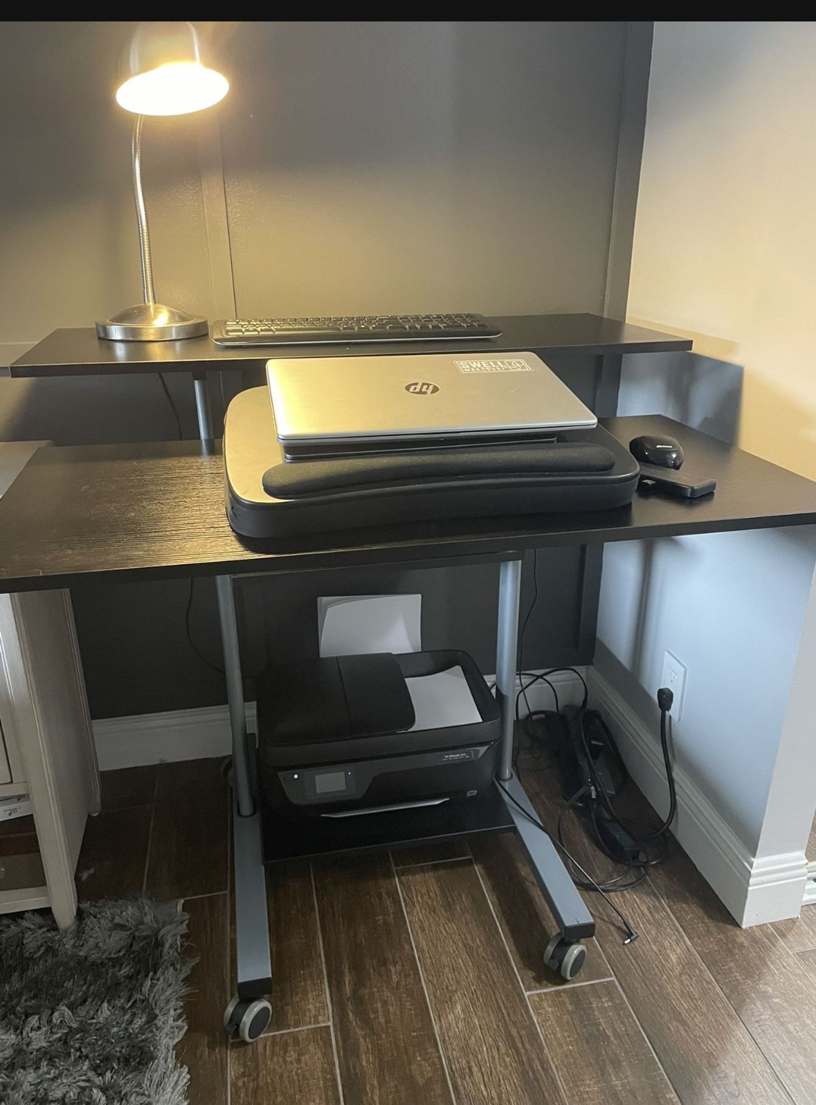 Desk Adjustable Sit Down/Standup Office Desk