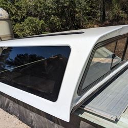 Tundra SnugTop Canopy 
