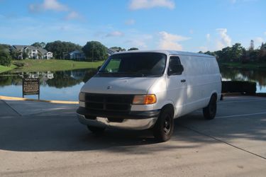 2003 Dodge Ram Van