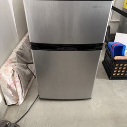 Mini Fridge with Freezer