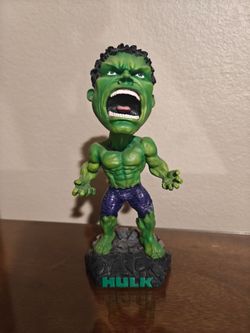 Hulk bobble head
