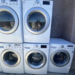 White Kenmore Front Load Washer And Dryer Gas Set We Deliver And Install🚚👨🏻‍🔧