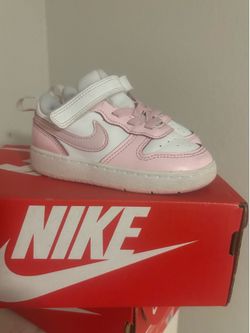 Toddler pink Nikes