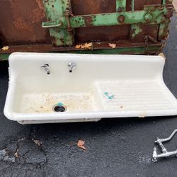 Vintage Farmers Sink