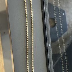 14k Gold rope chain 24 in 8 grams