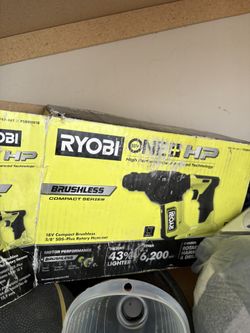 Saw Saw And A Hammer Drill Brand New