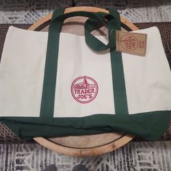 Trader joe's green tote bag