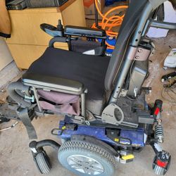 Pridemobility Electric Wheelchair Q6 Quantum 