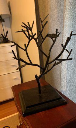 Jewelry tree
