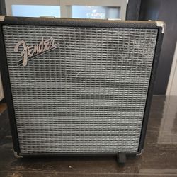 Fender Rumble 25 Bass Amplifier