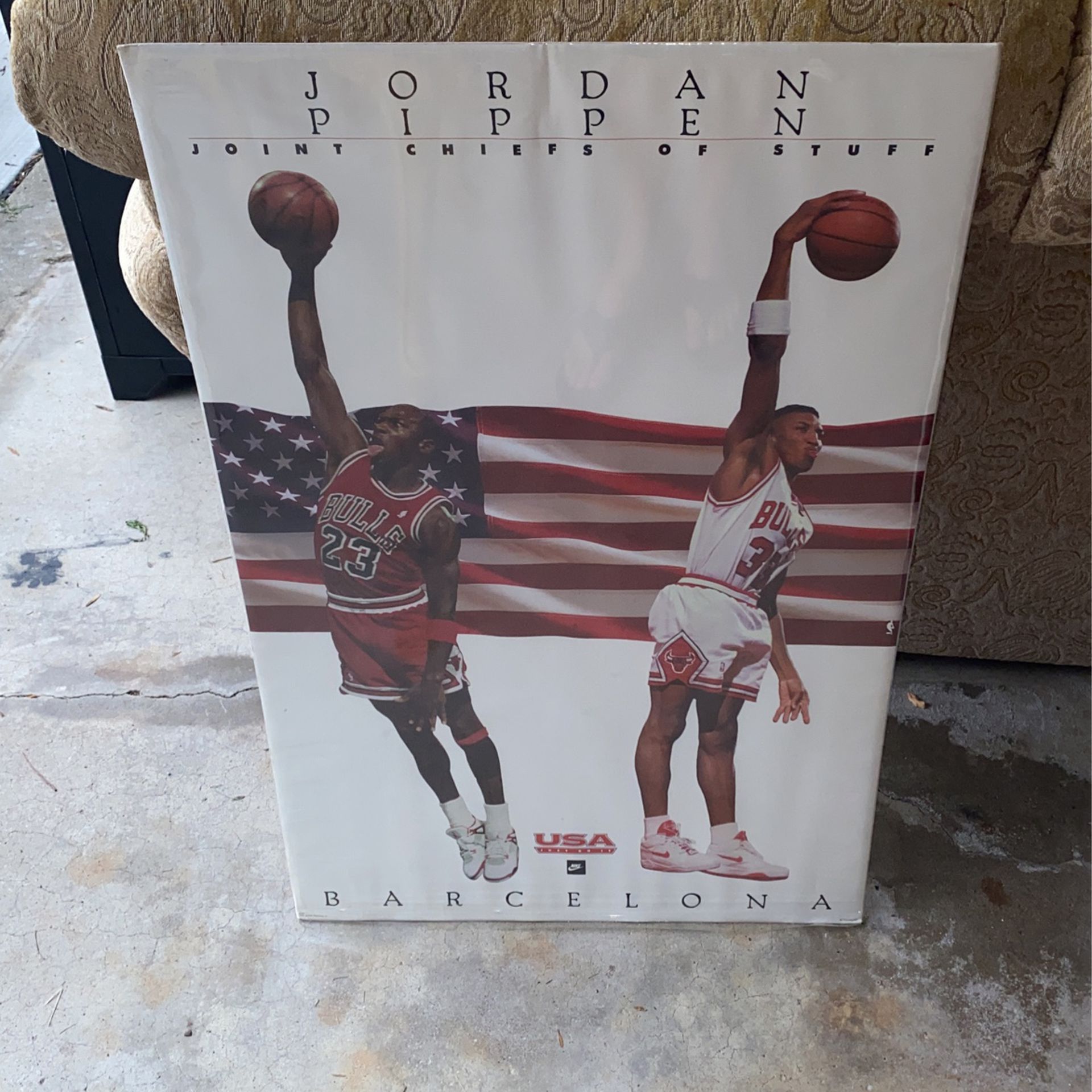 Michael Jordan And Scottie Pippen Dream Team Poster 1992 23x35