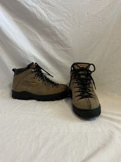 Nike Women’s Light Brown Ankle Lace-up Hiking Boots