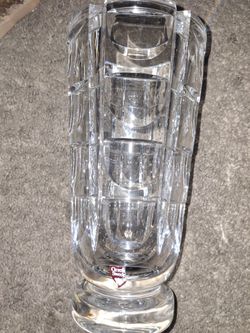 Queen's Sweet Crystal Vase