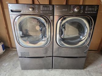 SET  LG WHASER  AND  GAS  DRYER  FRONT LOADER  LIKE NEW  