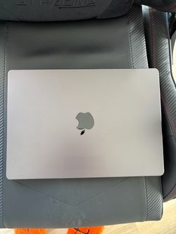MacBook Pro Space Black 14 inch