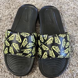 Men’s Size 10 Neon Green Nike Slides