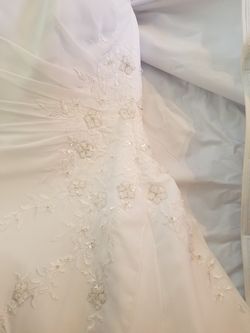 David's bridal wedding dress size 12