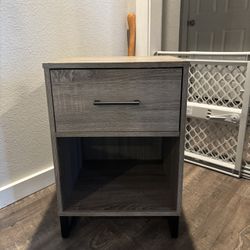 1 Single Night Stand