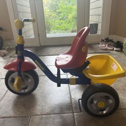 KidsTricycle with Parent Handle – Safe Sturdy with Great Condition! 
