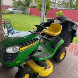 Ride On Lawnmower 