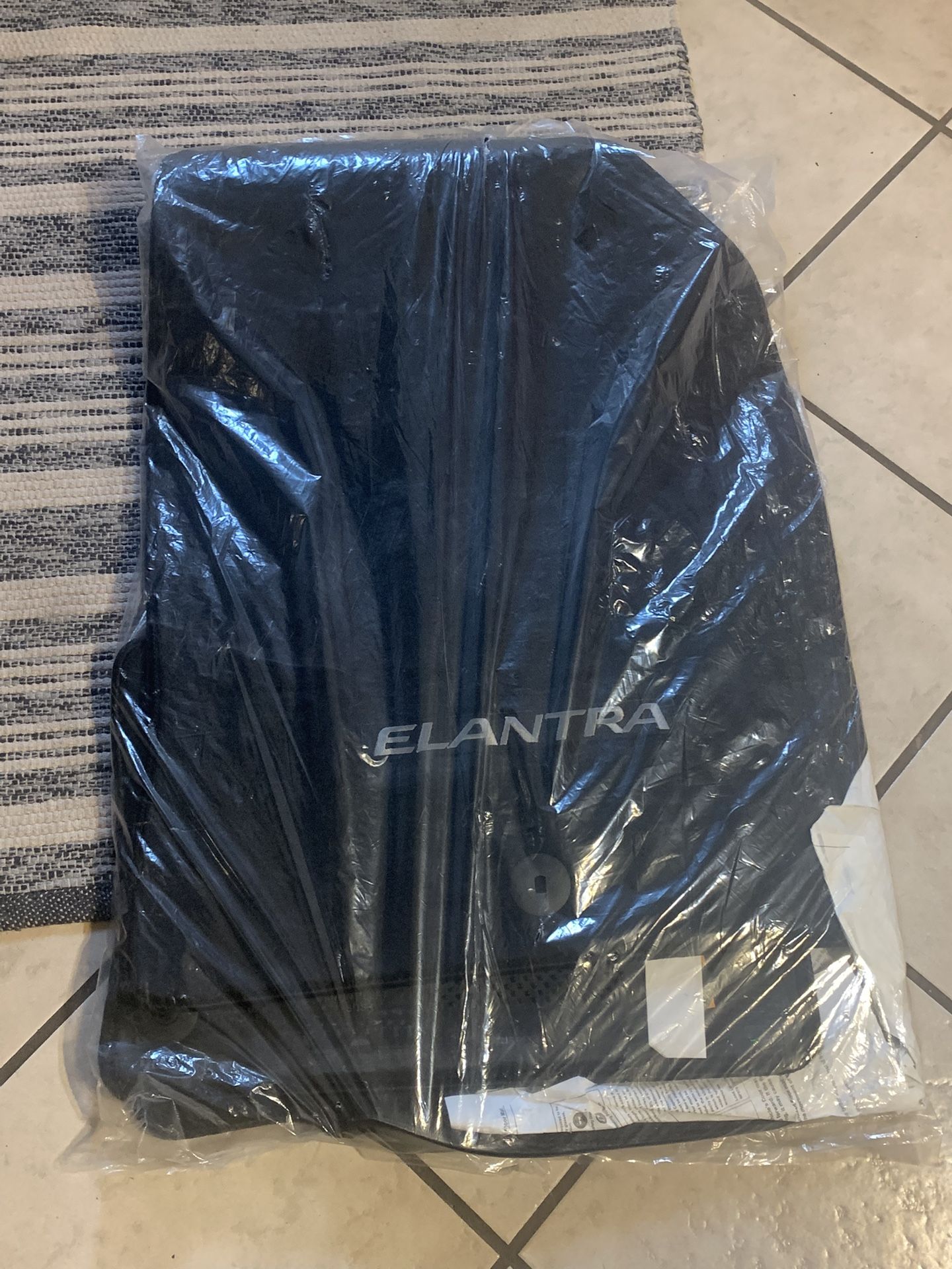 Brand New Genuine OEM 2017 Hyundai Elantra Floor Mats NIB