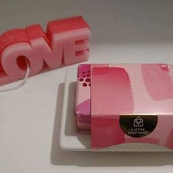 Valentine's Day Gift Soap Set
