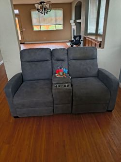 Recliner sofa