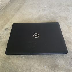 Dell 7th Gen i5 laptop with Bluetooth, Webcam, SSD, and 8GB Ram