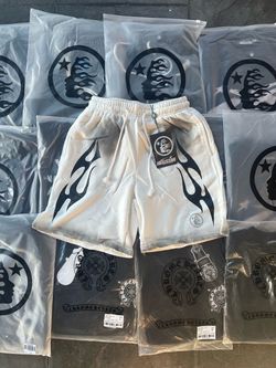 Hellstar Flame Shorts Cream
