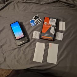 Samsung Galaxy S23
128GB|