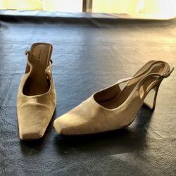 Y2k Women’s Beige Suede Bonnibel Brand Heels Size 8