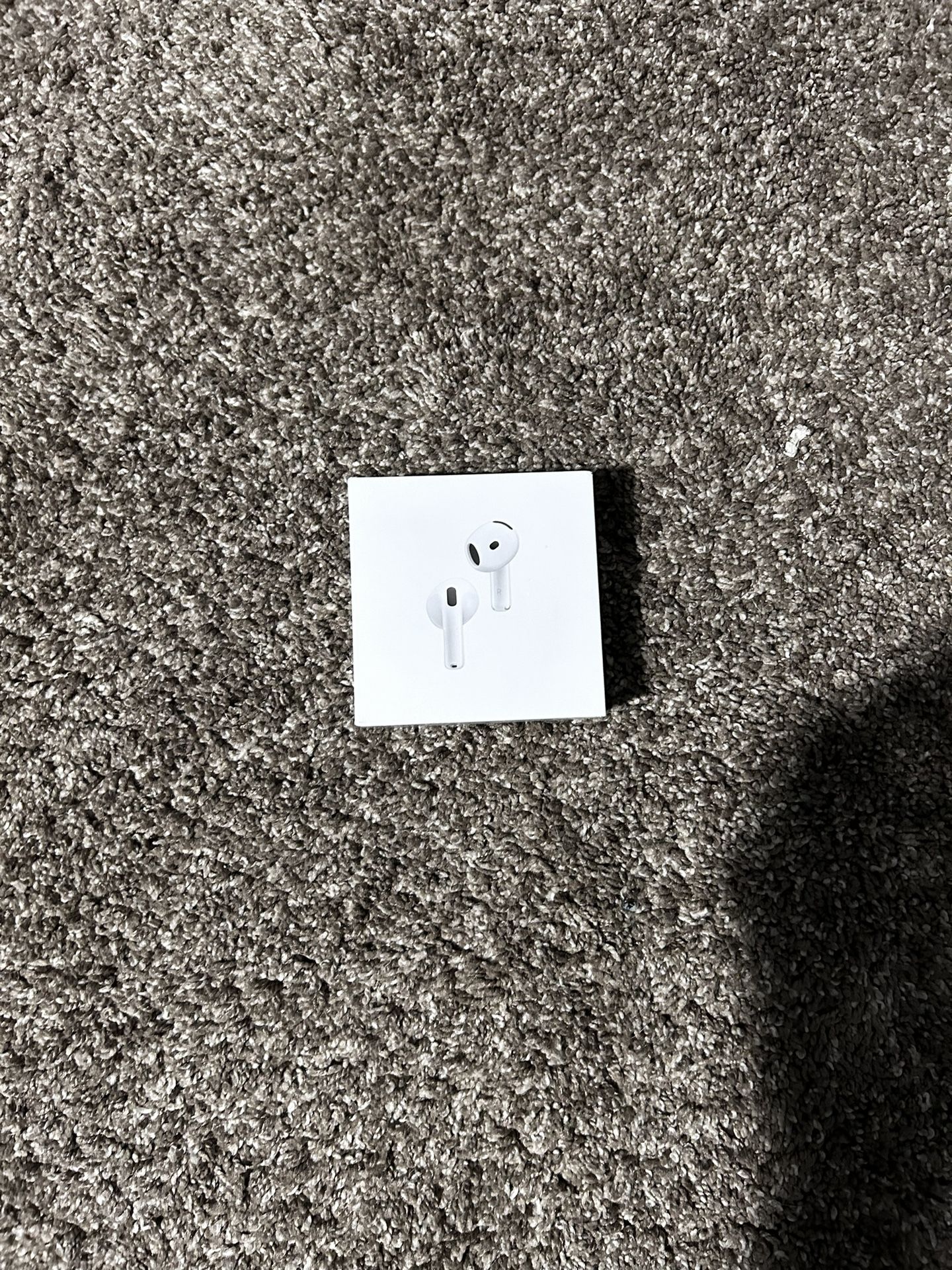 AirPods 4