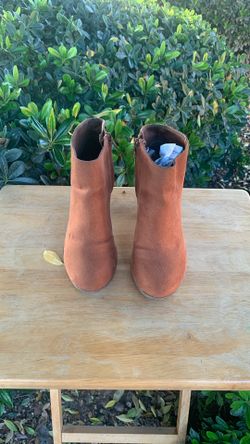 Ladies, Cute Suede Boots