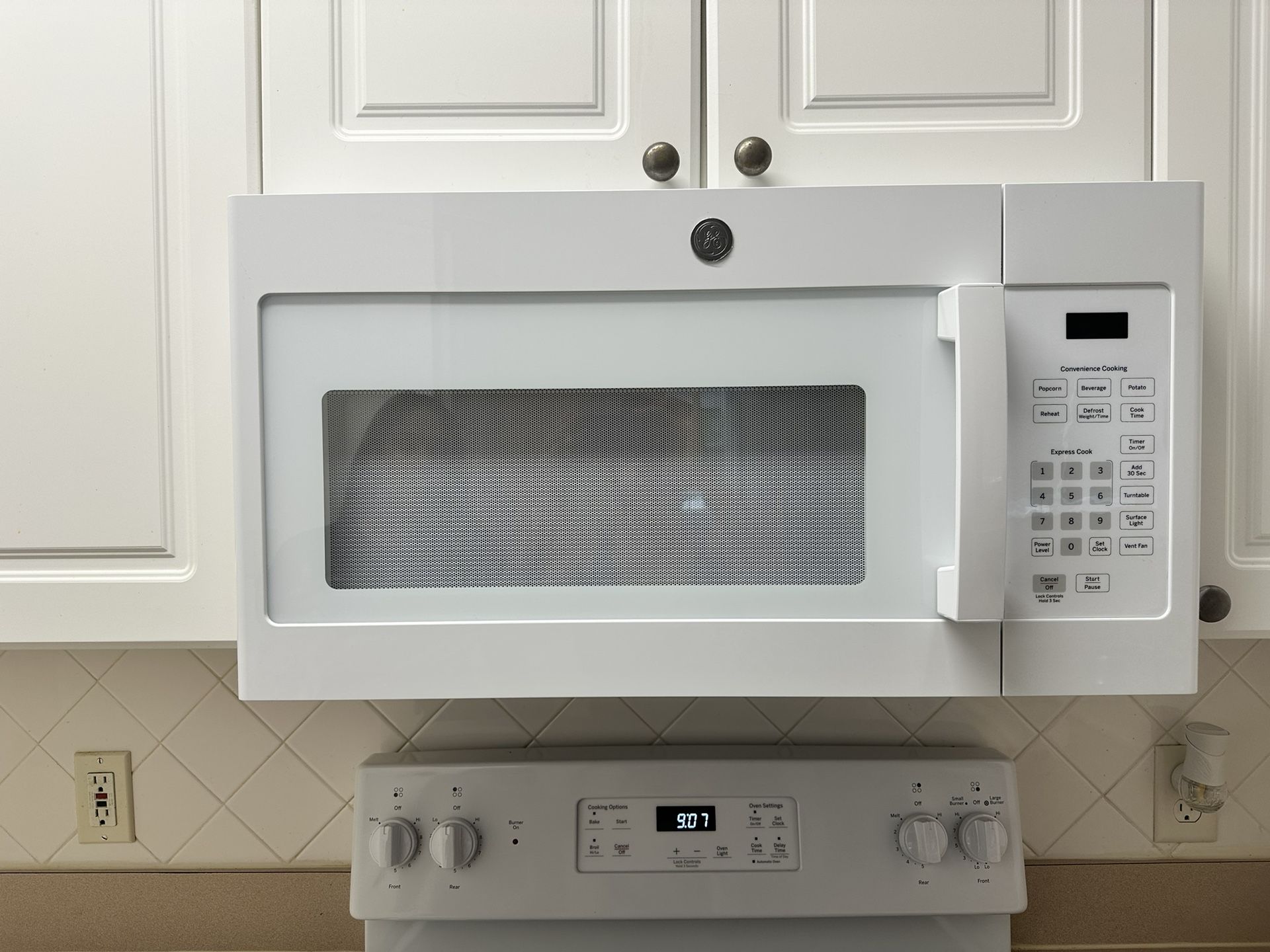 Brand New GE Microwave & Stove