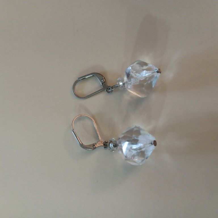Hermekit Quartz Silver Earrings 