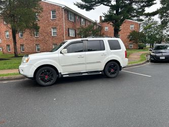 Honda Pilot SUV White
