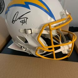 QUENTIN JOHNSTON SIGNED LOS ANGELES CHARGERS AUTHENTIC SPEED HELMET. COMES WITH AUTHENTICITY 